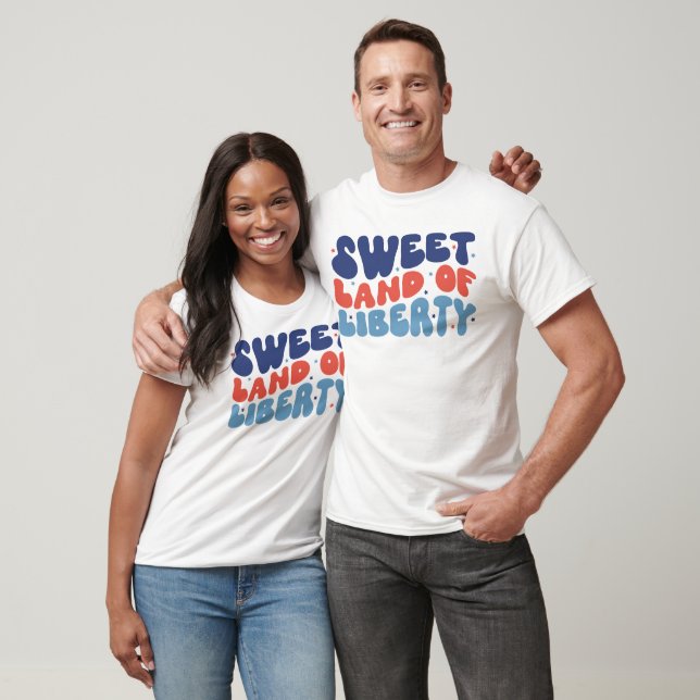 4TH JULY SWEET LAND OF LIBERTY GROOVY TYPOGRAPHY T-Shirt (Unisex)