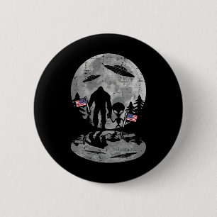 4th Of July Bigfoot Alien Ufo Funny Patriotic Wome 6 Cm Round Badge
