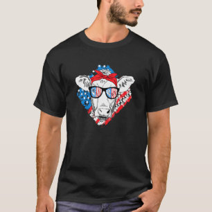 4th Of July Cow Patriotic Cow With Usa Flag Sungla T-Shirt