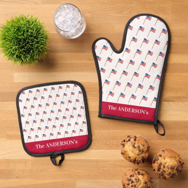 4th of July Independence Day USA Flag Oven Mitt & Pot Holder Set (Top Down)