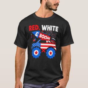 4th Of July Parade Light The Fireworks Red White A T-Shirt