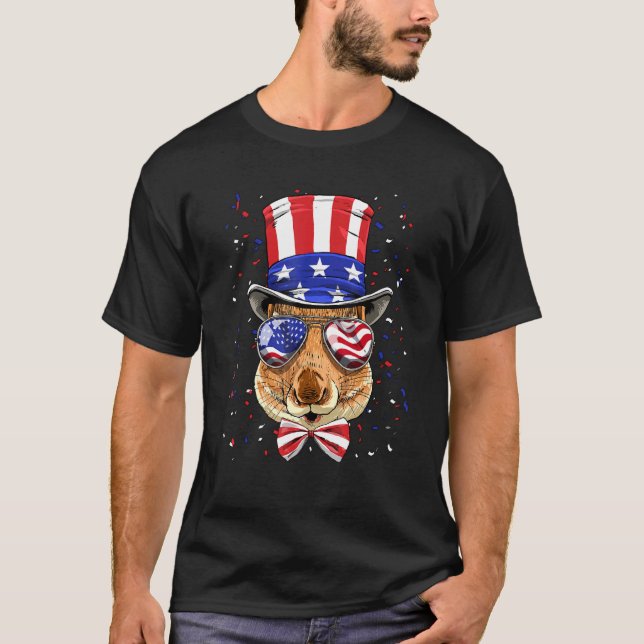 4th of July Patriotic Squirrel American USA Flag R T-Shirt (Front)