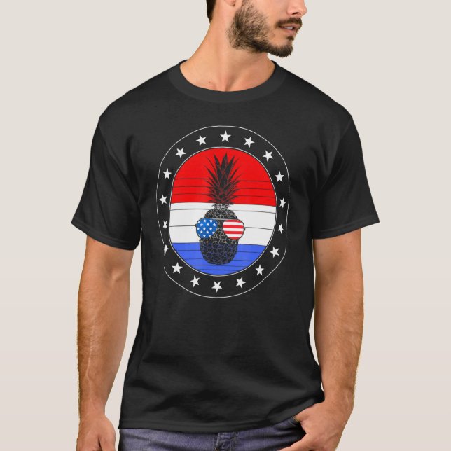 4th Of July Pineapple Cute Beach Aloha Independenc T-Shirt (Front)