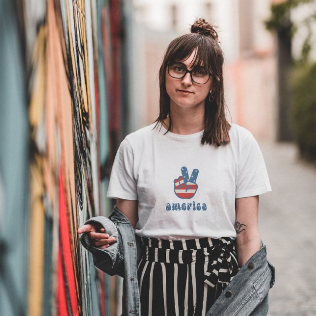 4th of July Red White Blue Modern Typography T-Shirt (Creator Uploaded)