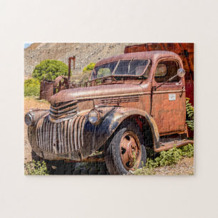 5592-Vintage Rusty Old Truck Puzzle