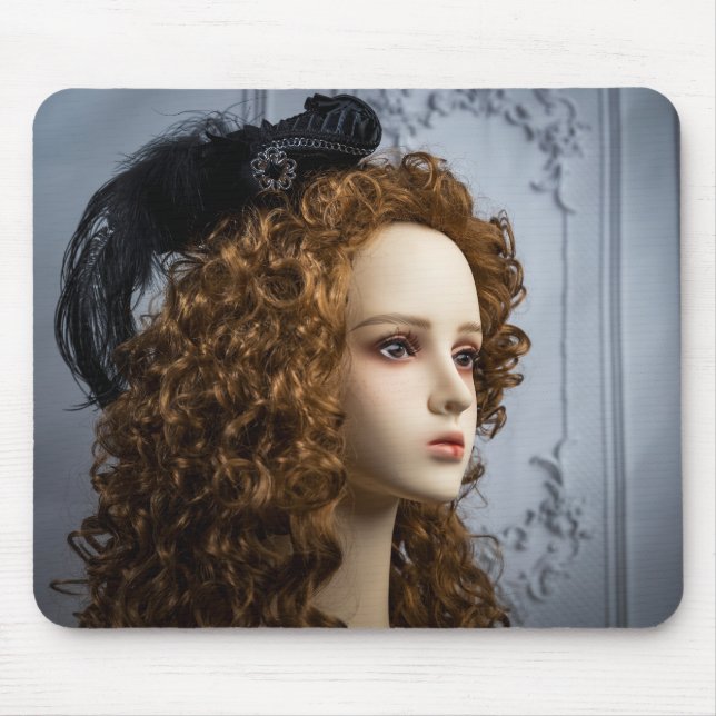 5647-Mannequin-Revolutionary War Lady with Hat Mouse Mat (Front)