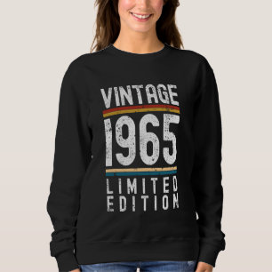 59 Years Old Vintage 1965 59th Birthday Decoration Sweatshirt