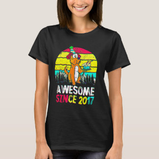 5 Years Awesome Since 2017 5th Birthday Vintage Do T-Shirt
