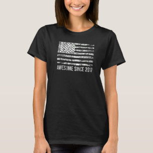 5th Birthday Vintage Usa Flag Awesome Since 2017 T-Shirt