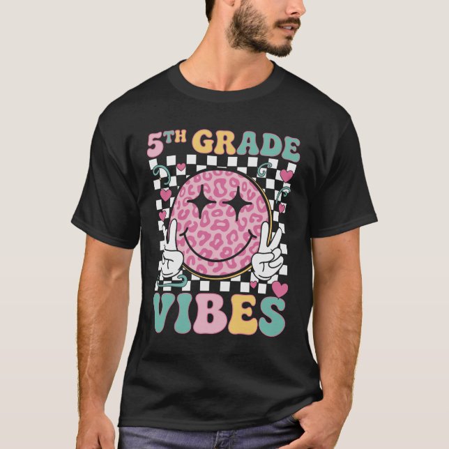 5Th Grade Vibes Groovy Back To School Fifth Grade T-Shirt (Front)