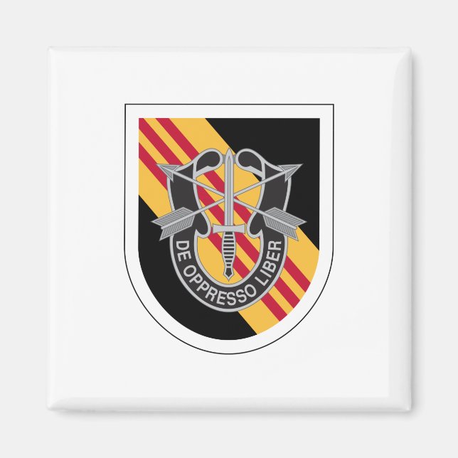 5th Special Forces Group (5th SFG) Magnet (Front)