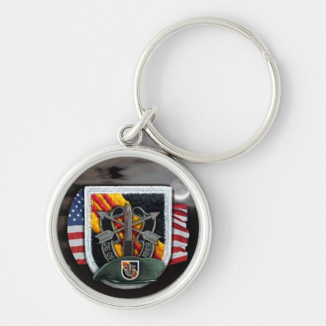 5th special forces vietnam flash vets Keychain (Front)