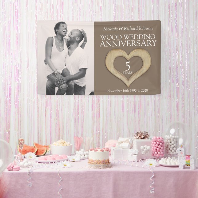 5th wood wedding anniversary heart photo banner (Party)