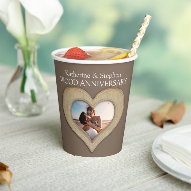 5th wood Wedding anniversary heart photo brown Paper Cups (Insitu)