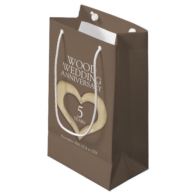 5th wood wedding anniversary photo gift bag (Front Angled)