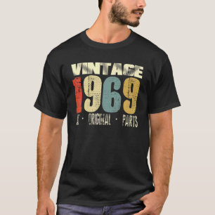 60 Years Old Vintage 1962 Original Parts 60th Retr T-Shirt