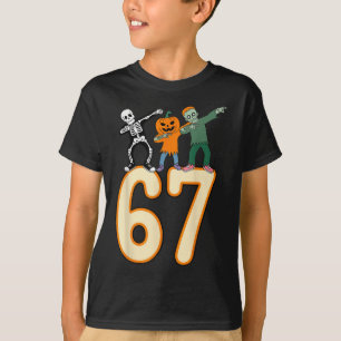 67 Halloween Meme 6 7 Numbers Six Seven Skeleton  T-Shirt