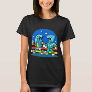 67 Six Seven Fun Meme Funny Design Kids School T-Shirt