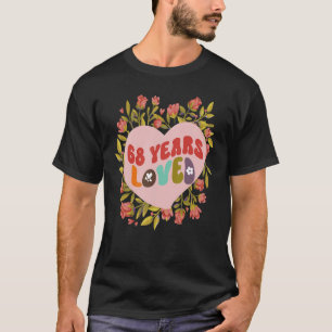 68 years loved women birthday celebration retro fl T-Shirt