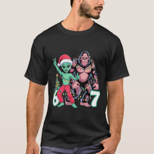 6 7 Meme Christmas Alien Sasquatch Six Seven Fun  T-Shirt
