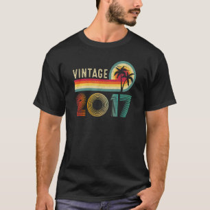 6 Year Old Vintage Born In 2017 6th Birthday Retr T-Shirt