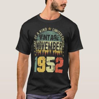 70 Year Old Vintage November 1952 70th Bday T-Shirt