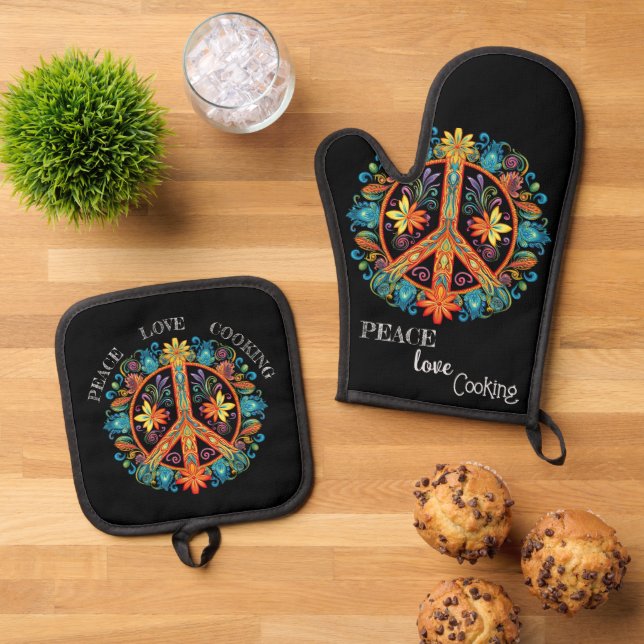 70s 60s Peace Sign Colourful Oven Mitt & Pot Holder Set (Top Down)