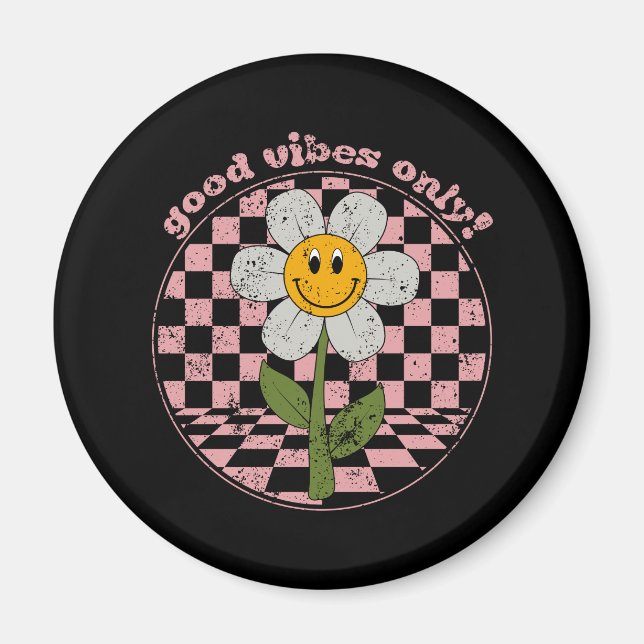 70's Retro Daisy | Good Vibes Only Magnet (Front)