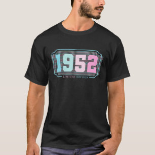 70th Birthday Ladies Mens 70 Years 1952 14 T-Shirt