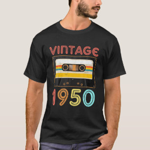 72Nd Birthday Decoration Legends Were Born In Febr T-Shirt