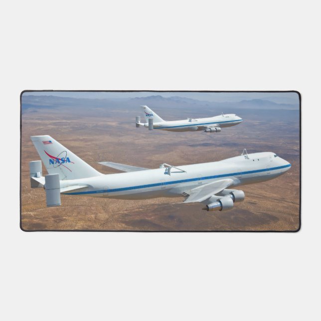747 SPACE SHUTTLE CARRIER AIRCRAFT DESK MAT (Front)
