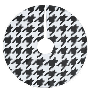 8 Bit Pixel Houndstooth Check Pattern Brushed Polyester Tree Skirt