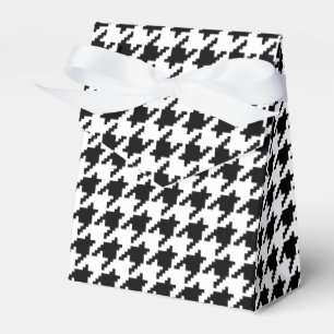 8 Bit Pixel Houndstooth Check Pattern Favour Box