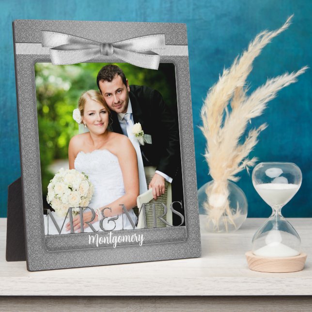 8x10 Mr and Mrs Wedding Photo in Silver Damask Plaque (Side)
