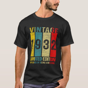 90 Birthday Gifts Vintage 1932 Limited Edition 90 T-Shirt