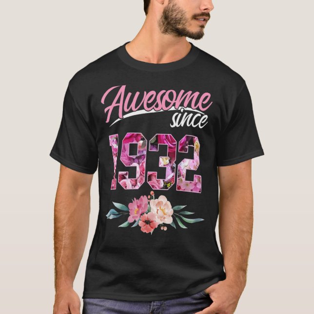 91 Year Old Floral Birthday Awesome Since 1932 Wom T-Shirt (Front)