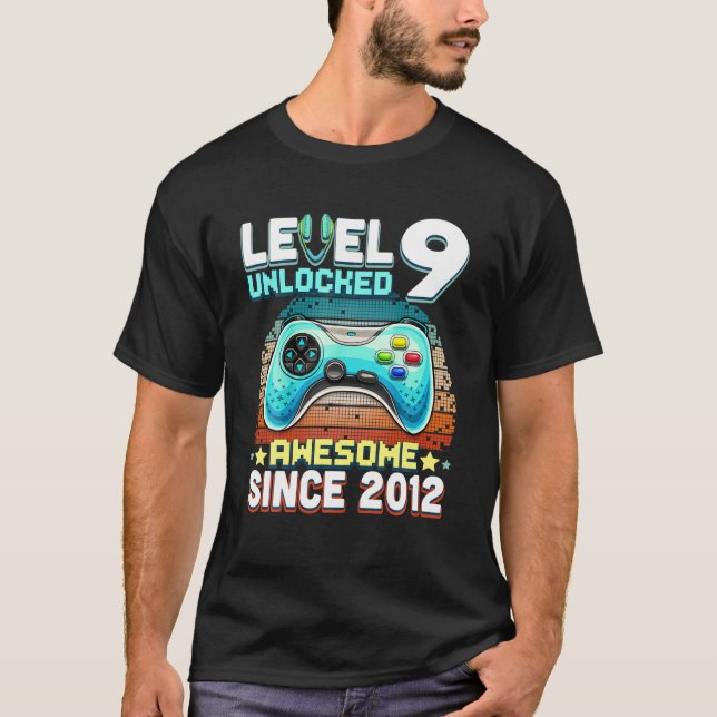 9 Unlocked Awesome 2012 Video Game 9Th Birthday Vi T-Shirt (Front)