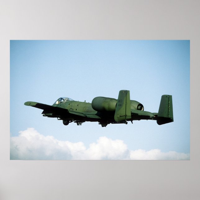 A-10 Thunderbolt II Poster (Front)
