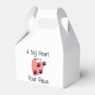 A Big Heart walks on Four Paws - Cute Pet Lover Favour Box