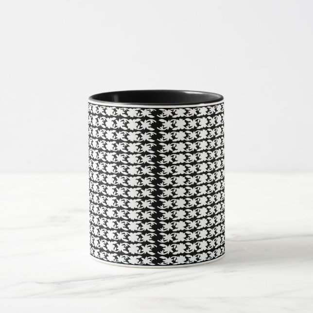 a black and white photo of a pattern mug (Center)