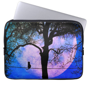A Black Cat on a Wire Full Moon Laptop Sleeve