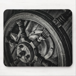 A Boat'S Helm Mouse Mat