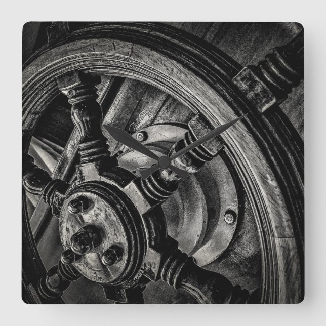 A Boat'S Helm Square Wall Clock (Front)