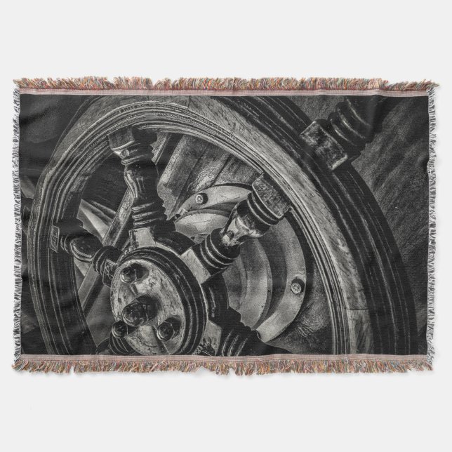 A Boat'S Helm Throw Blanket (Front)