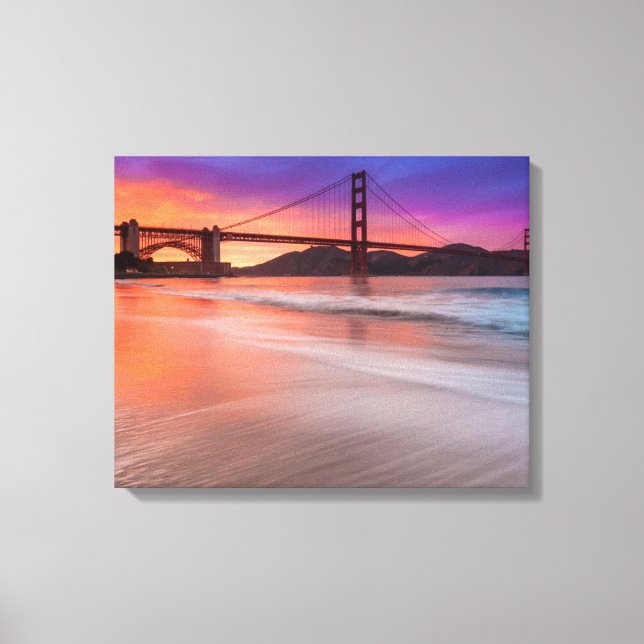 A capture of San Francisco's Golden Gate Bridge Canvas Print (Front)