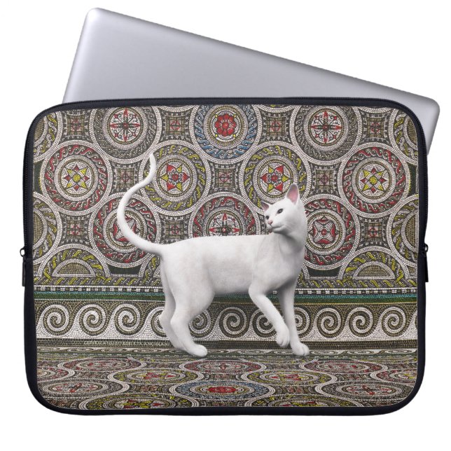 A cat on the mosaic laptop sleeve (Front)