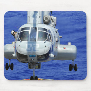 A CH-46E Sea Knight helicopter Mouse Mat