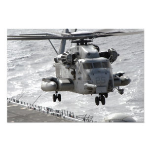 A CH-53E Super Stallion helicopter Photo Print