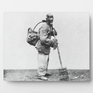 A Chinese day labourer, c.1870 (b/w photo) Plaque