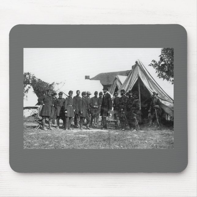A Civil War Photo - Lincoln Adressing Men Mouse Mat (Front)